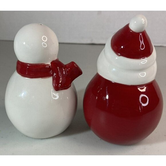 Oneida Christmas Closeups Santa & Snowman Salt Pepper Shakers 3.5 “ w/ Box - Picture 4 of 9